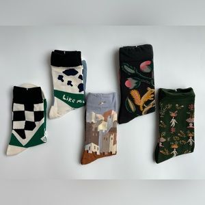 NWT！Women’s Y2K Stylish and cute socks 6 pairs set 
Material